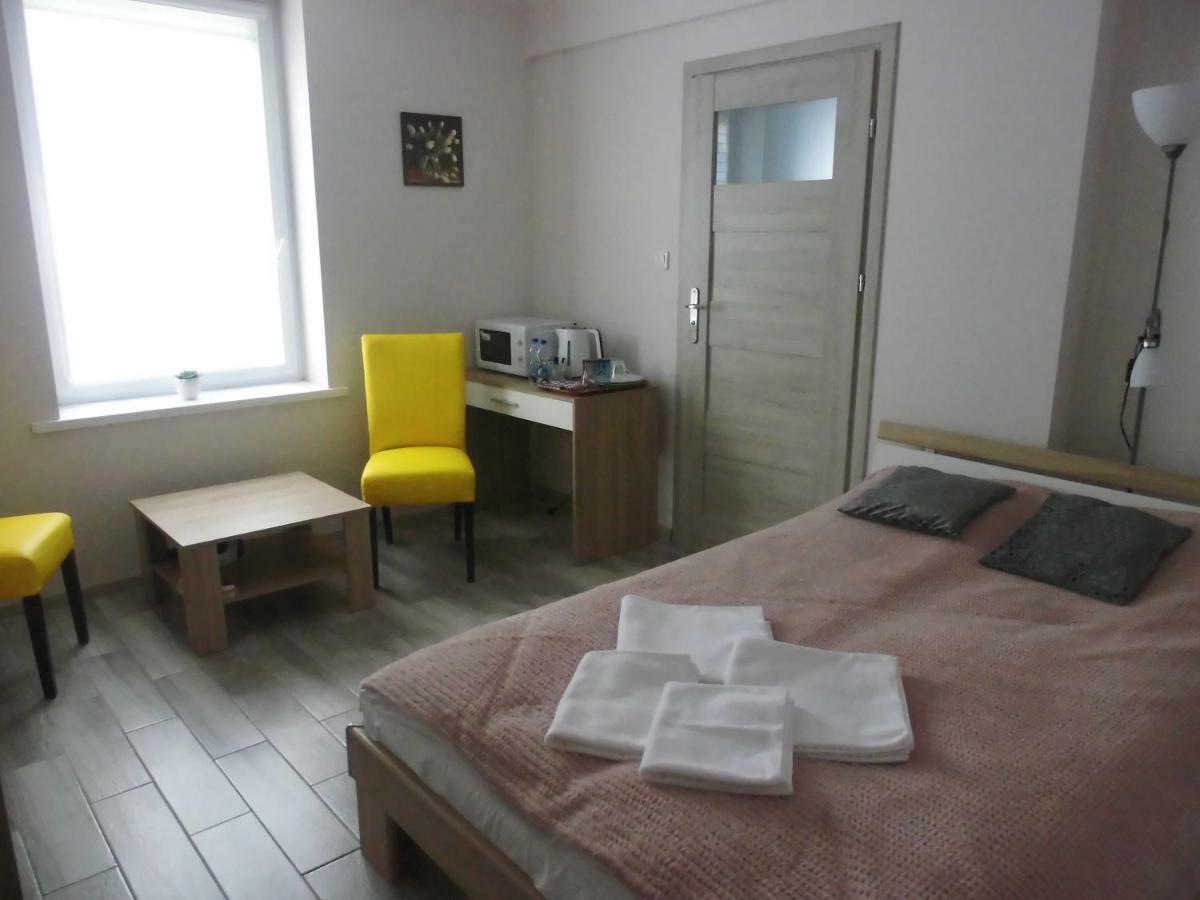 Bezowy Pokoj Daire Jedlina-Zdroj Dış mekan fotoğraf